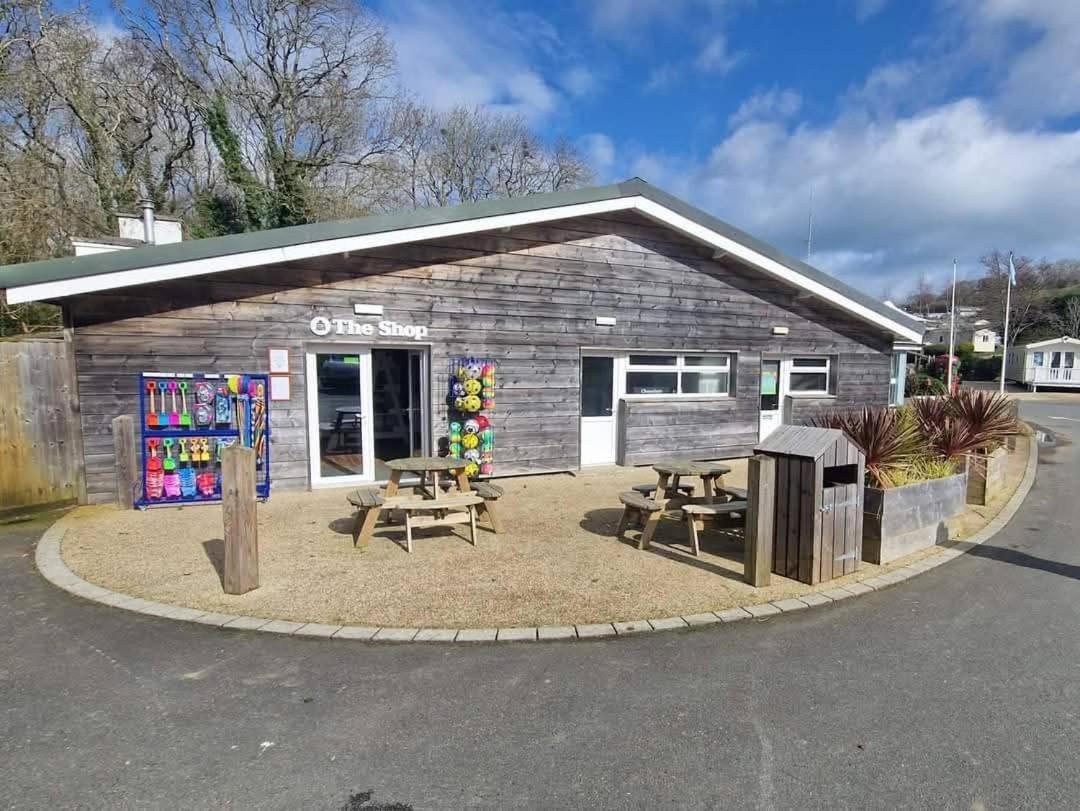 Home With A View Whitecliff Bay Holiday Park Bembridge Eksteriør bilde